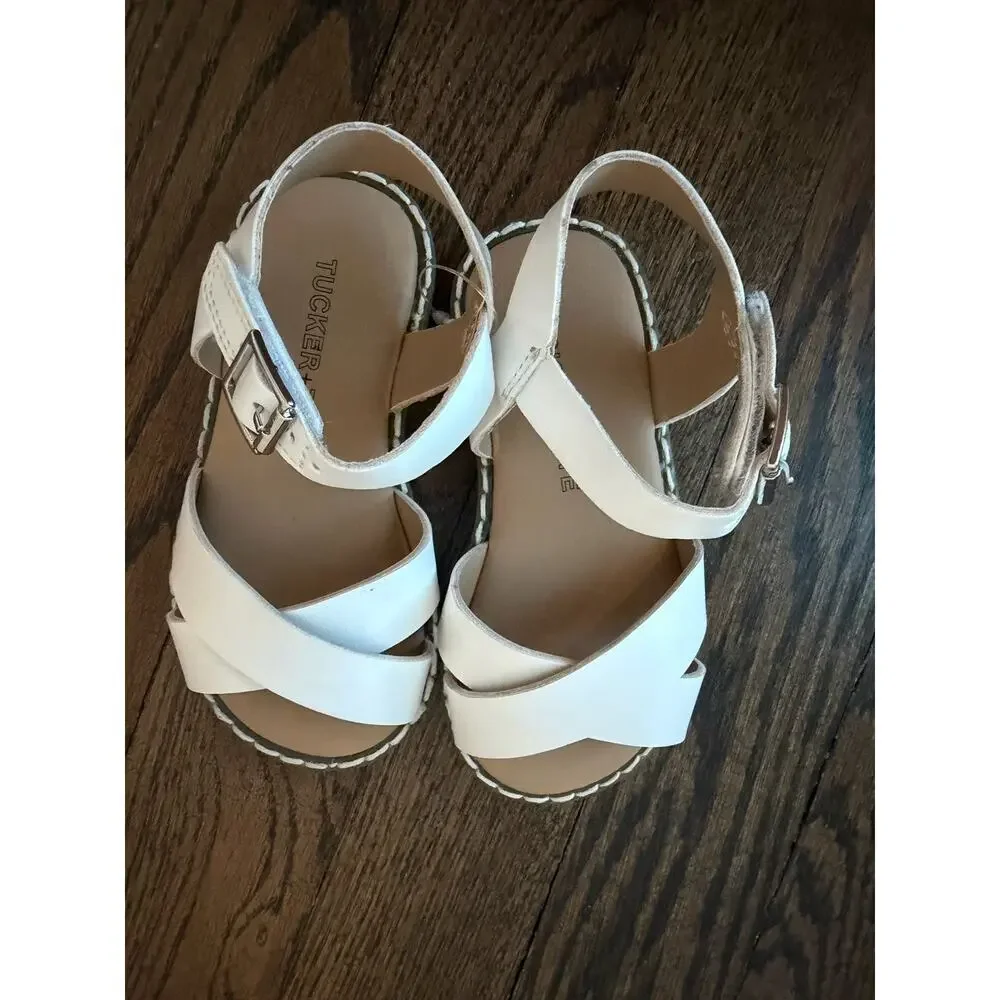 Tucker And Tate Sz 5 White Sandals Girls NEW